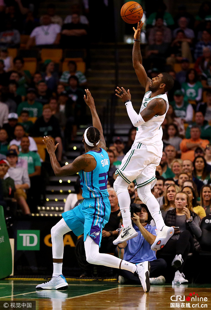 包含亚冠赛程吃紧，夏洛特黄蜂关键时刻强势反弹，引发热议，身体对抗强度拉满的词条