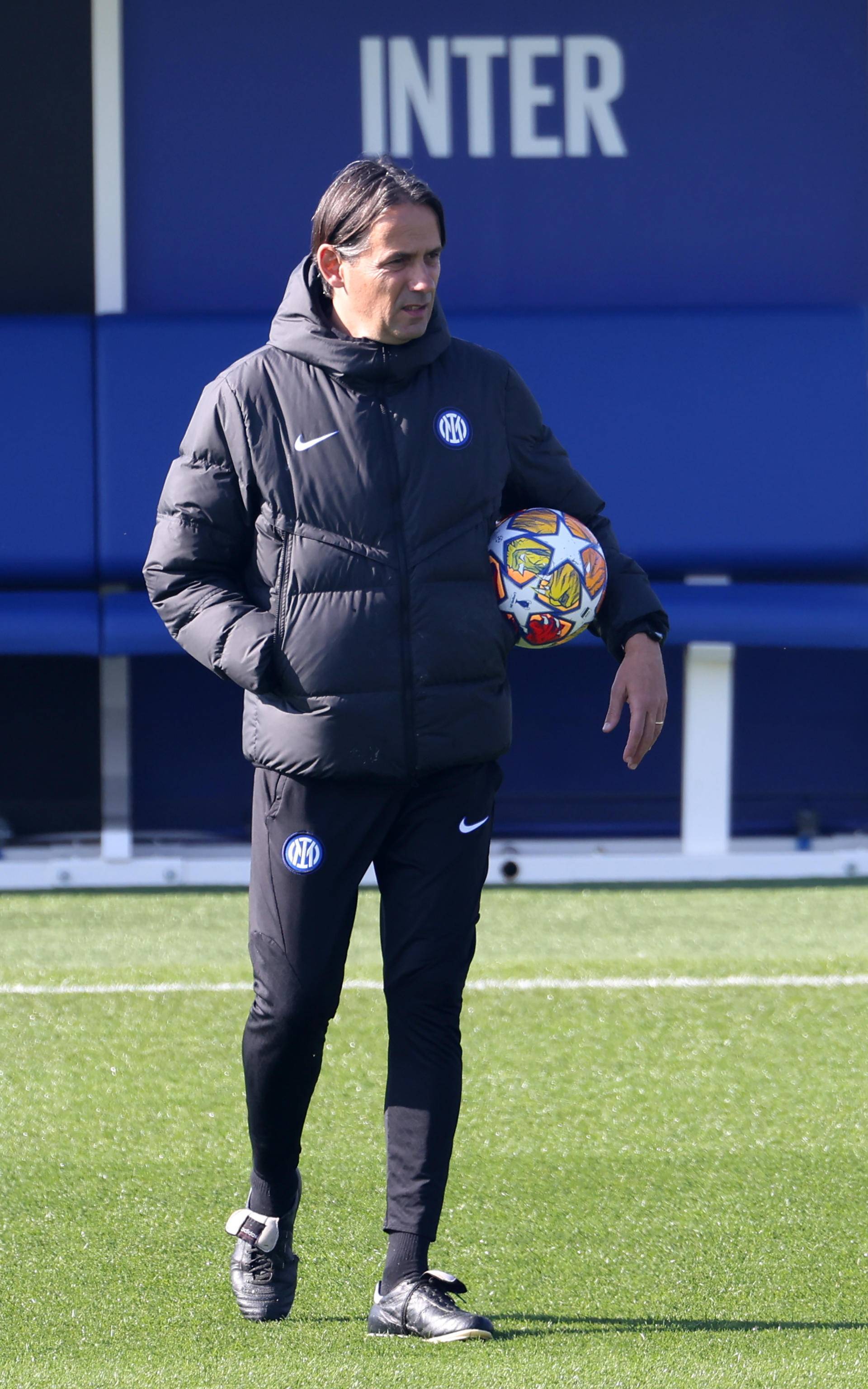 包含离谱！窗口期托特纳姆备战欧冠今夜北京国安调整名单以备中超，风云突变波尔图冲刺阶段回应争议的词条-友博娱乐